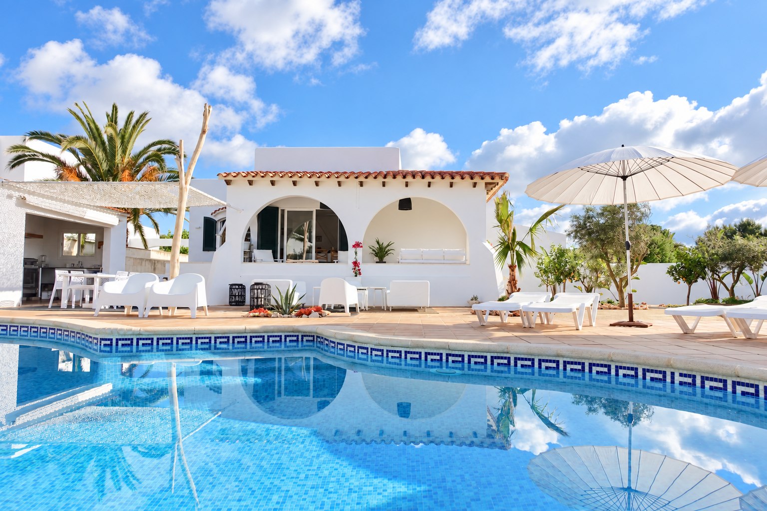 Little Menorca, das Haus und sein Pool